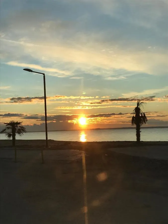 Totem Apartments Nea Plagia